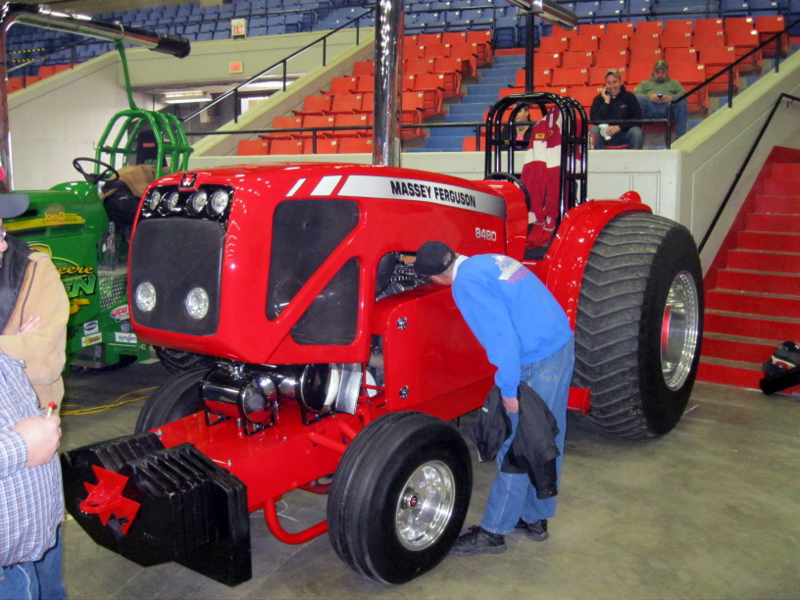 47th National Farm Machinery Show Championship Tractor Pull Hotrod